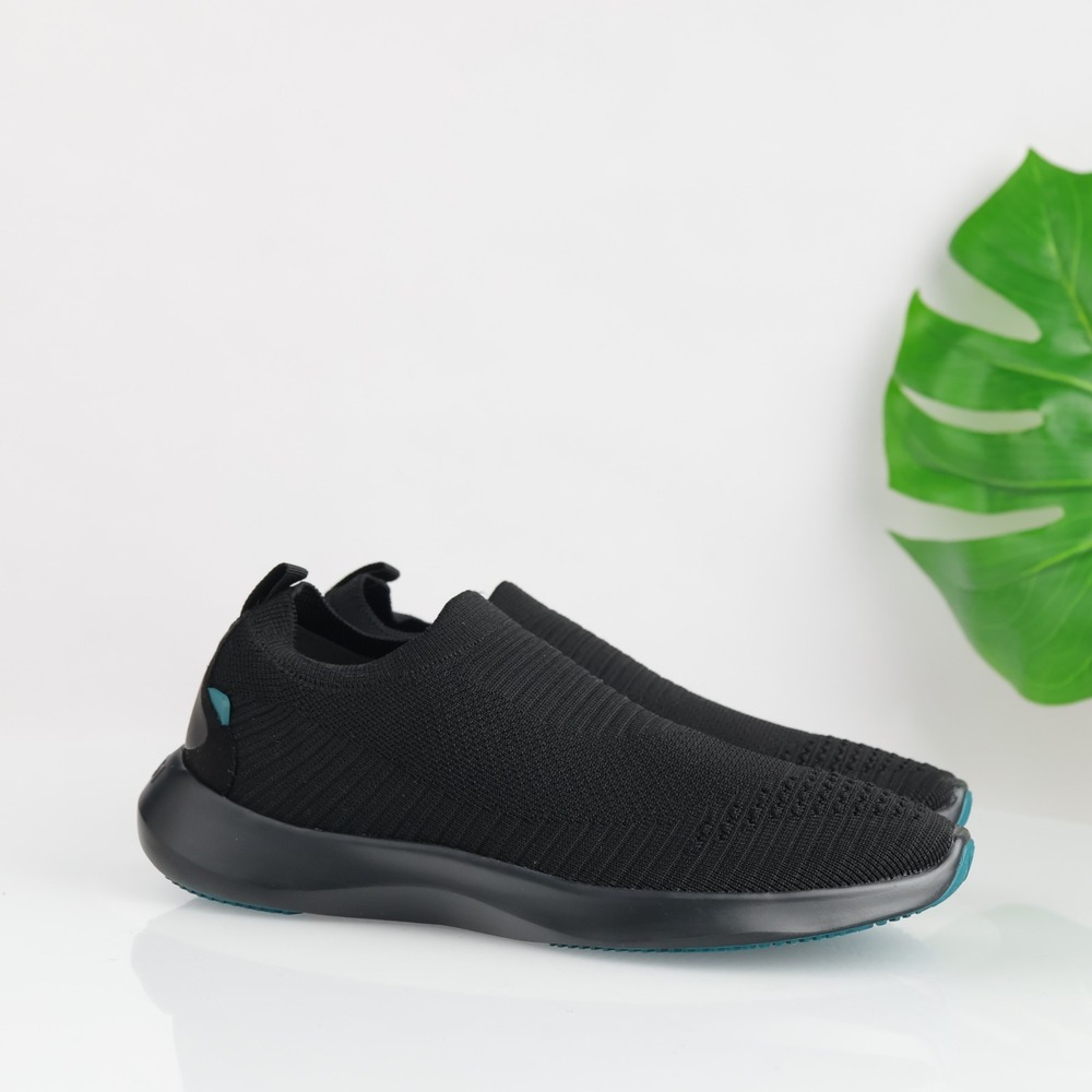 Vessi Womens Everyday Move Slip-On Sneaker Size 9 Waterproof All Black Shoe Knit
